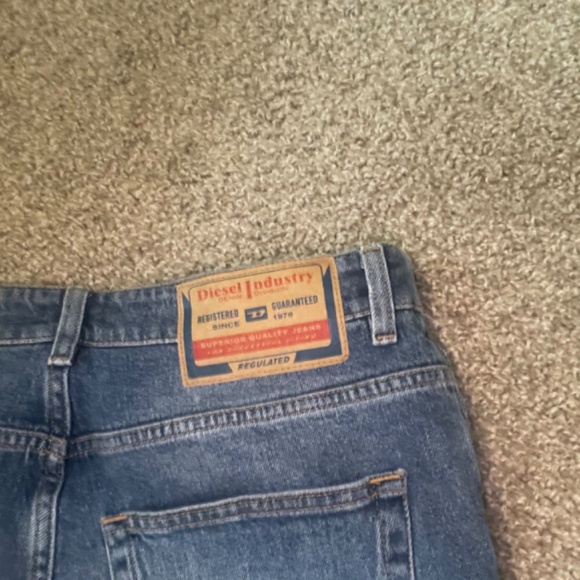 Authentic Diesel Jeans - Picture 3 of 8